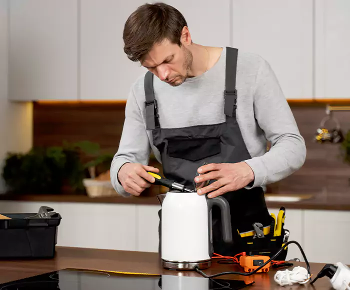 Skilled Blender Technicians: Your Small Appliance Repair Experts for Ware, MA
