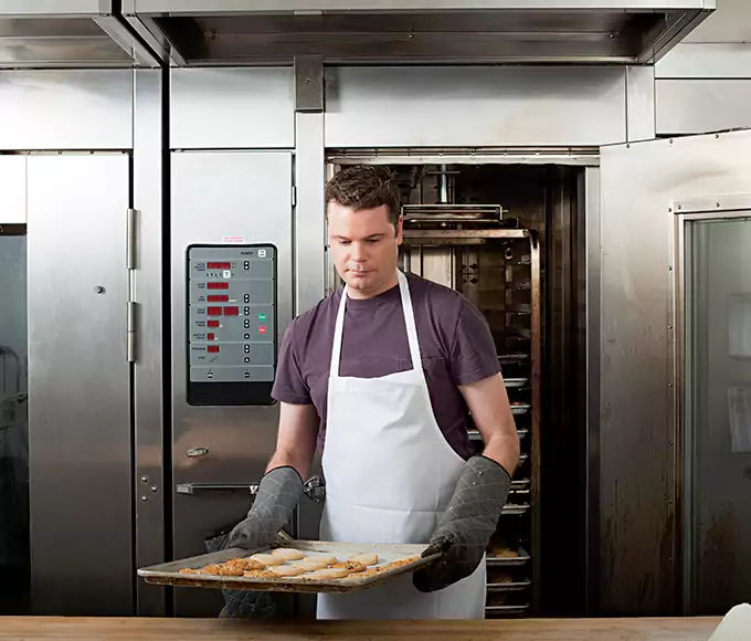 Why Ware, MA Kitchens Trust Ware Appliance Pro for Commercial Oven Repair?