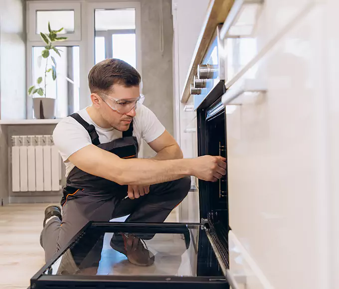 Why Ware Bakers Rely on Ware Appliance Pro for Every Electric Oven Fix?